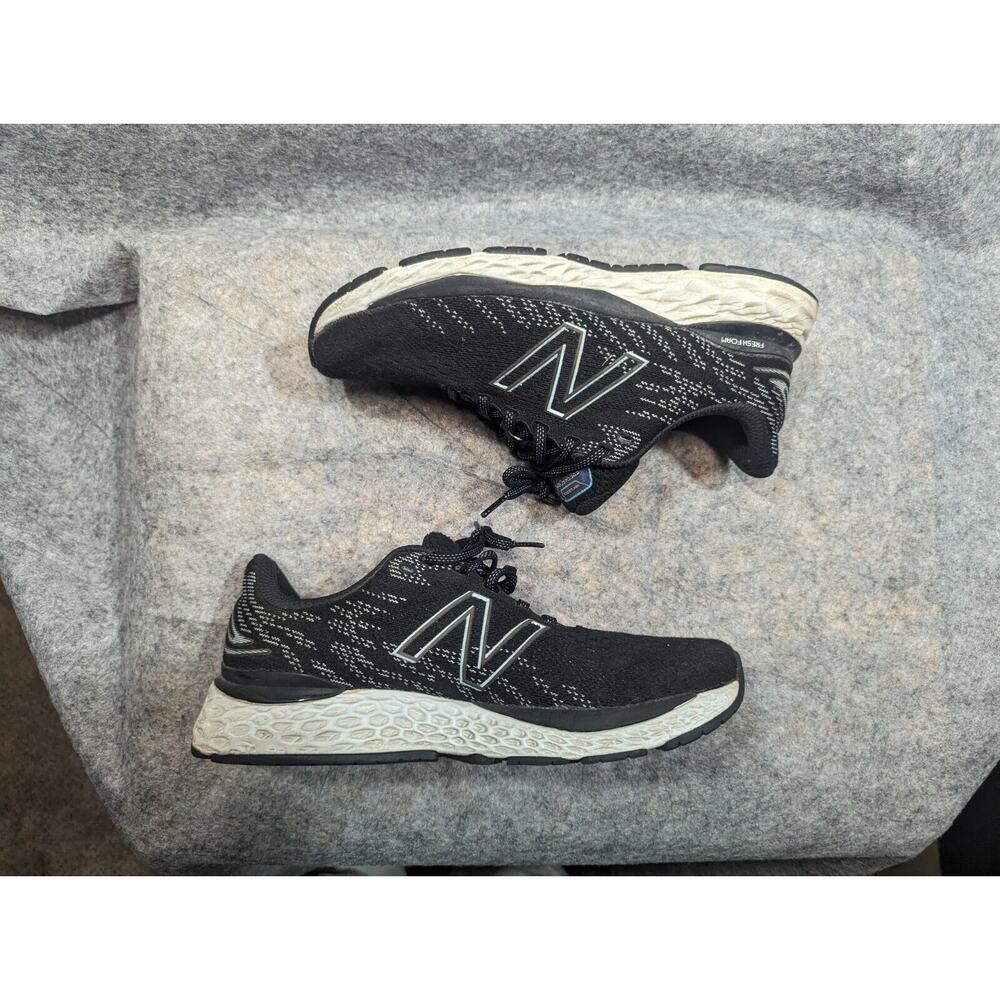 New Balance Womens W880e11 Black/White Running Shoes Size 9.5 Fresh Foam